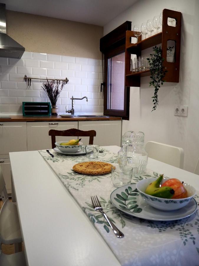 La Casa De Los Abuelos Valentin Pinilla del Valle المظهر الخارجي الصورة